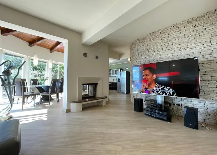 Apartments Villa Marid