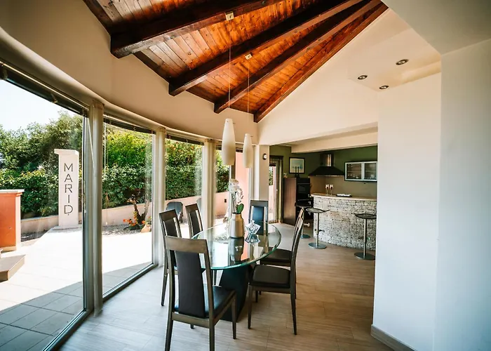Apartments Villa Marid