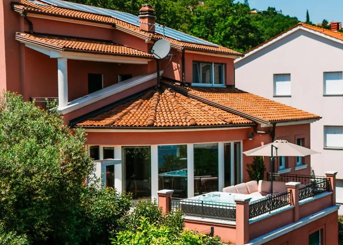 Apartments Villa Marid